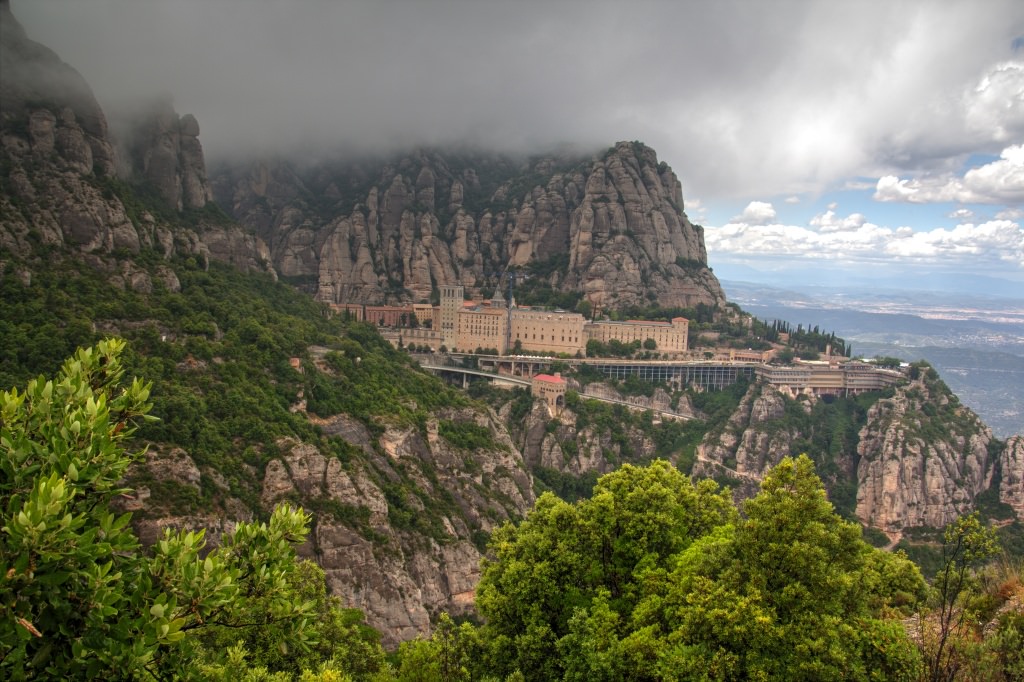 Гора монсеррат и монастырь