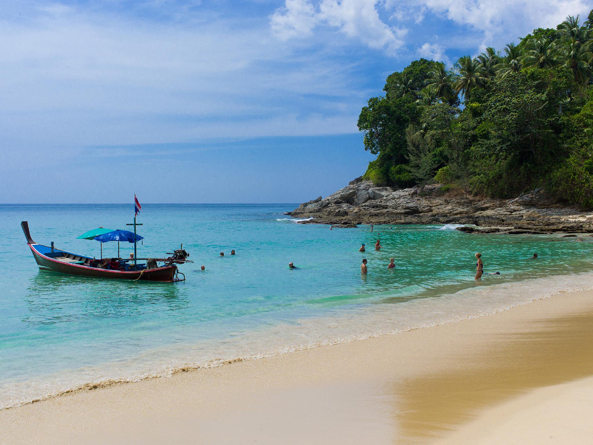 Surin beach phuket. Тайланд пляж Сурин. Сурин Камала. Пхукет Таиланд пляж Сурин. Пляж Сурин Бич.